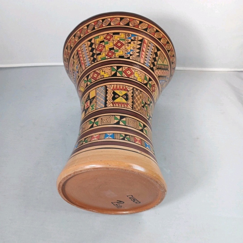 Peruvian Pottery Hand Painted Pot Vase Peru Culturas Cusco 9" 3 lbs - Picture 10 of 10